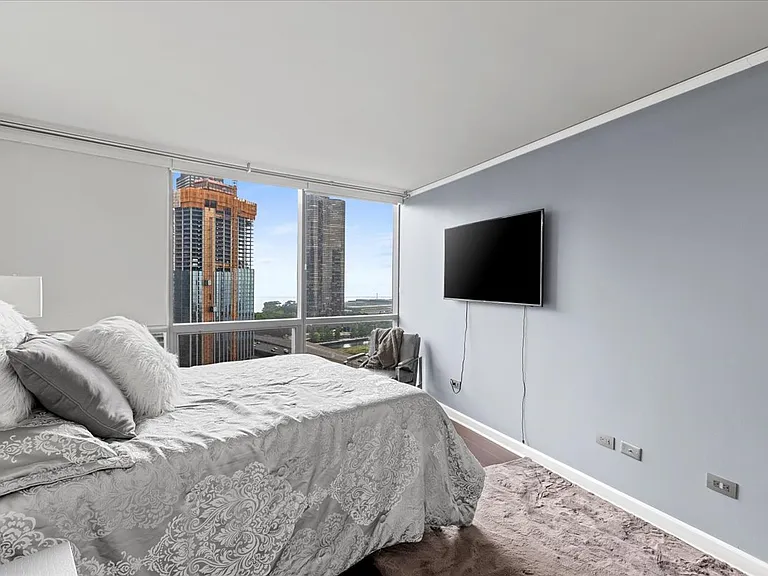 420 E Waterside Dr #1912 — Photo 19