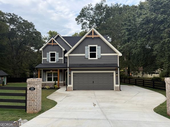 320 Pine Valley Dr