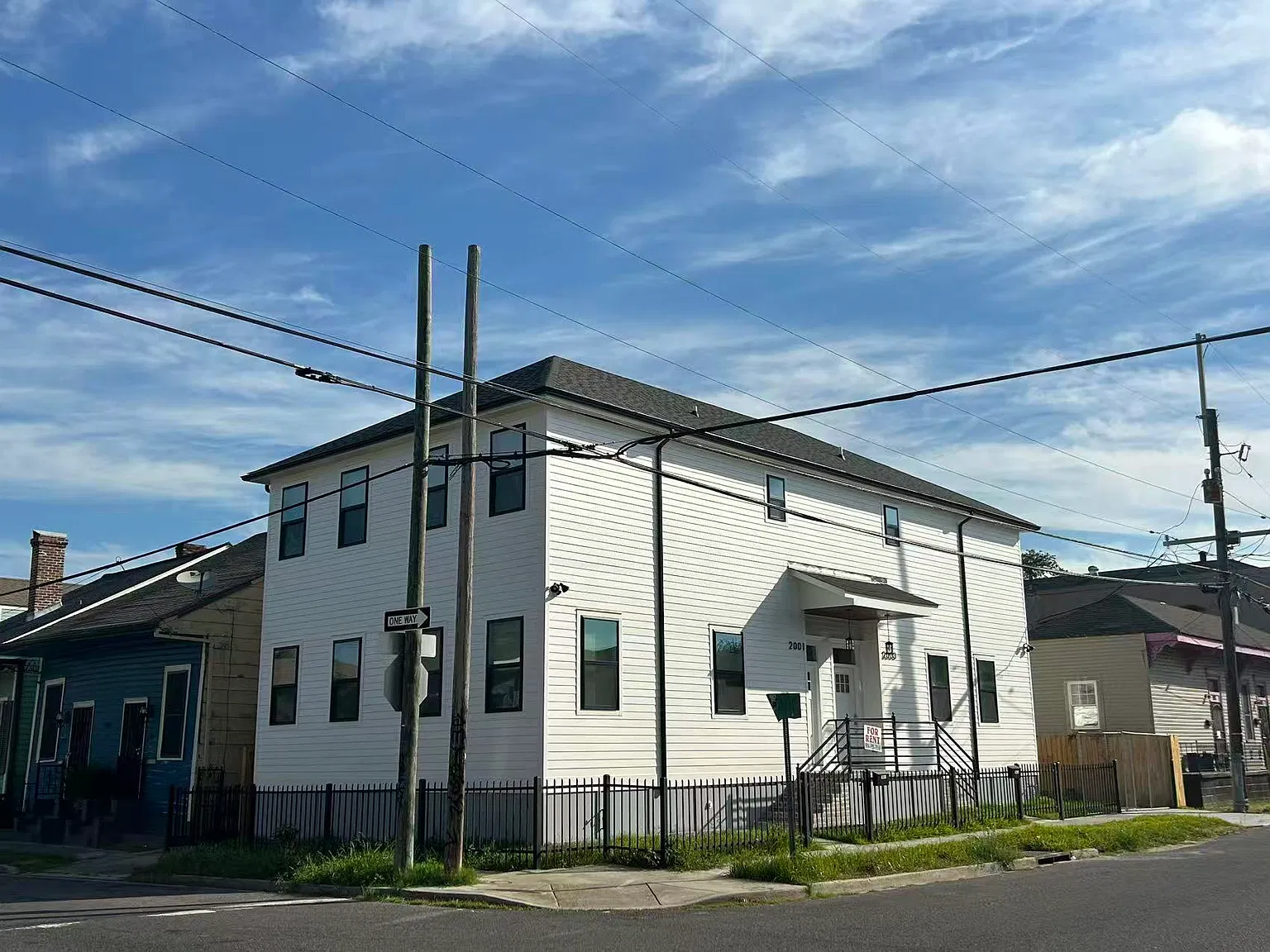 3 bed, 1500 sqft, $2,000 — Photo 1