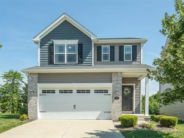 9 Vera Pl, Saint Charles, MO 63303