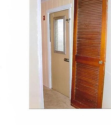 5th image of 131 Washington St Trailer 40