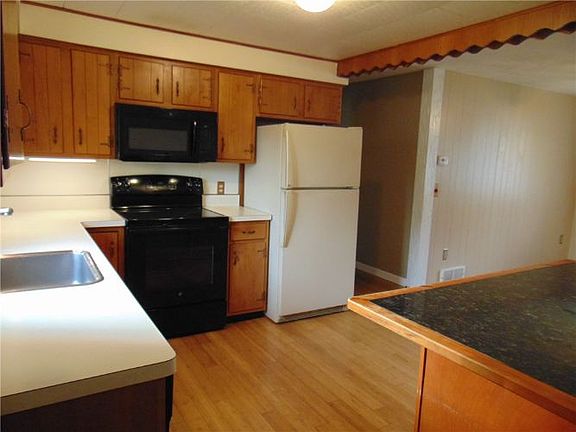 3rd image of 2990 Chili Ave