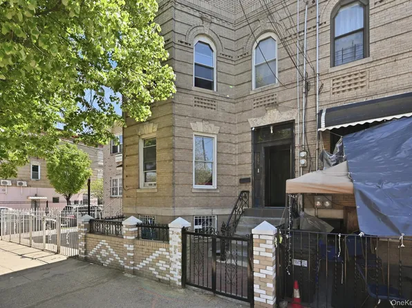 1086 Blake Avenue, Brooklyn, NY 11208