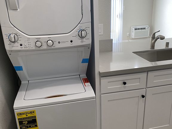 2nd image of 1100 N Lemon St APT C1