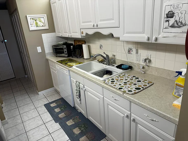 830 Lake Orchid Cir #205 — Photo 8