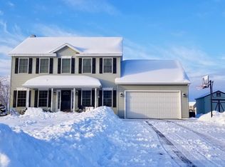 111 Barbara Ln, Amsterdam, NY 12010