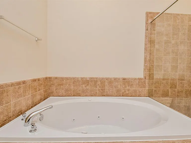 11315 S Main St #1-301 — Photo 25