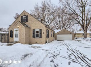 8164 E River Rd, Minneapolis, MN 55432