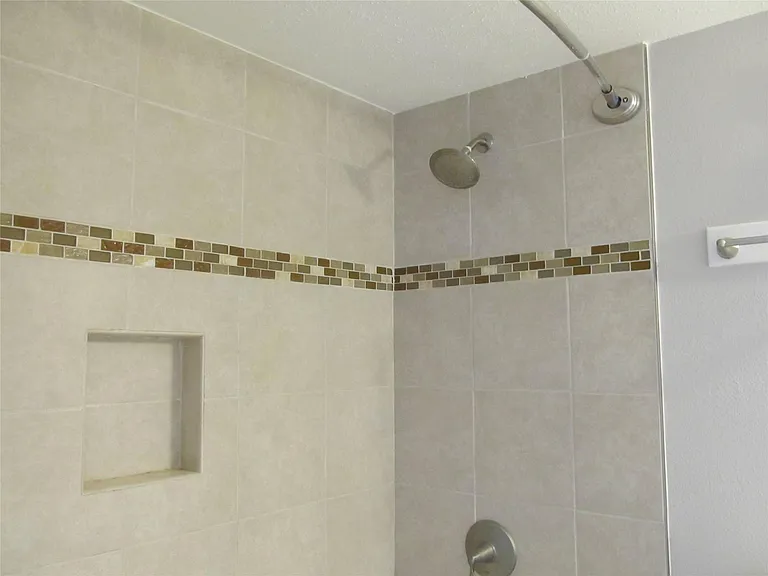 4001 Nasa Pkwy #138 — Photo 19