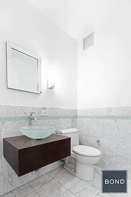 Rented by Bond New York | media 23