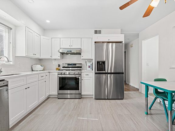 5th image of 181 Schley Ave Floor 1