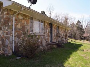 3822 Vernon Creek Rd, Cunningham, TN 37052