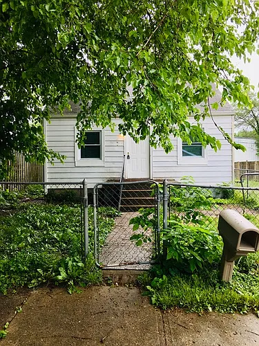 655 N Alton Ave Photo 1
