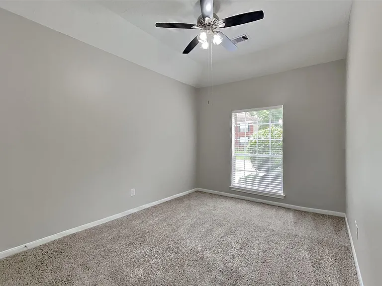3922 Wildwood Valley Ct — Photo 12