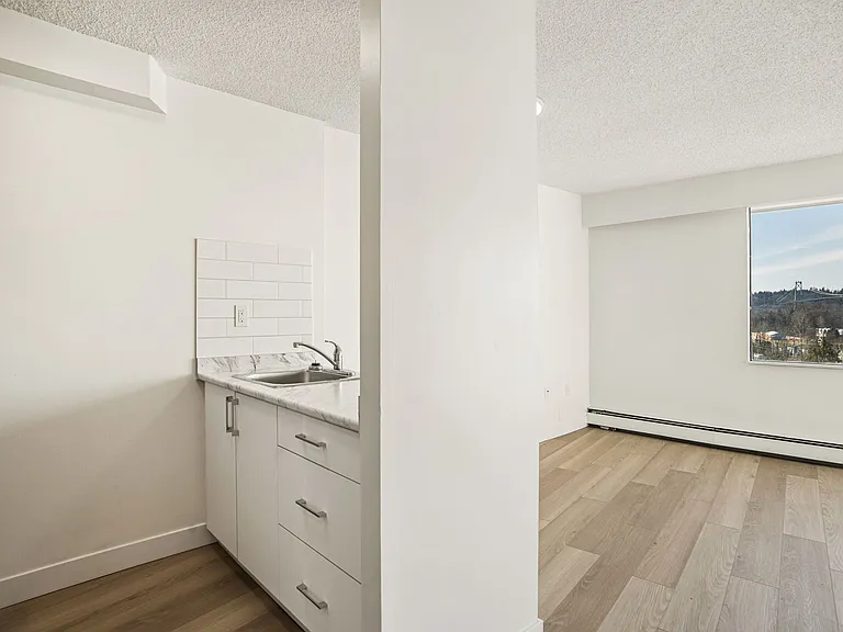1959 Marine Dr — Photo 19