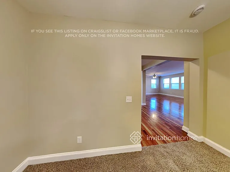 380 Roseglen Dr — Photo 8