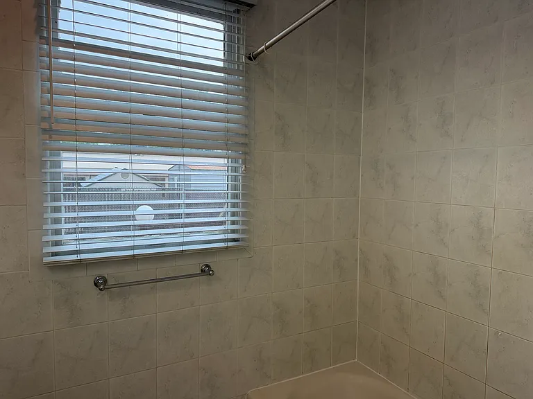 316 Euston Rd S #2 — Photo 8