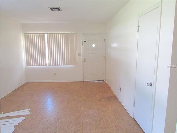 2nd image of 2709 Doyle Cir