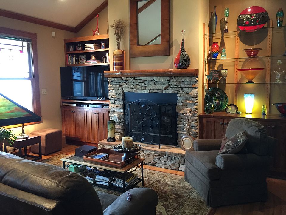 2nd image of 2060 Vestavia Lake Dr