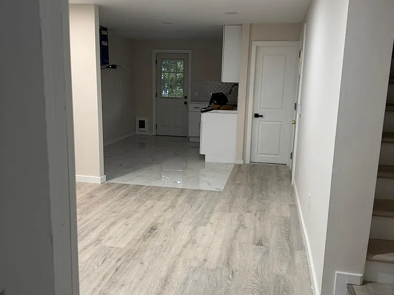 183-185 S Hancock St #2 — Photo 10
