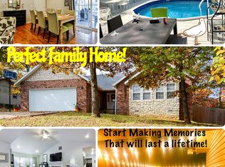 459 Greenbrier Dr, Hollister, MO 65672