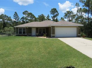 915 Hooper Ave, Lehigh Acres, FL 33974