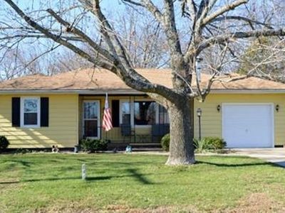 609 S Washington Ave, Knob Noster, MO, 65336