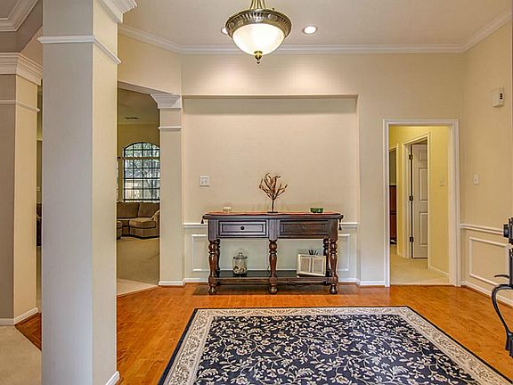 3rd image of 5207 High Glen Ct