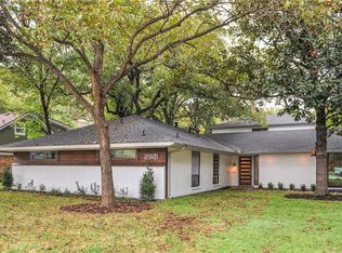 2921 Hartwood Dr, Fort Worth, TX 76109
