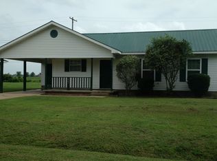 907 Grimes St, Lake City, AR 72437