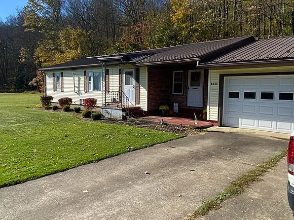 2035 Matthews Run Rd, Youngsville, PA 16371