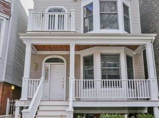 3327 N Kenmore Ave, Chicago, IL 60657