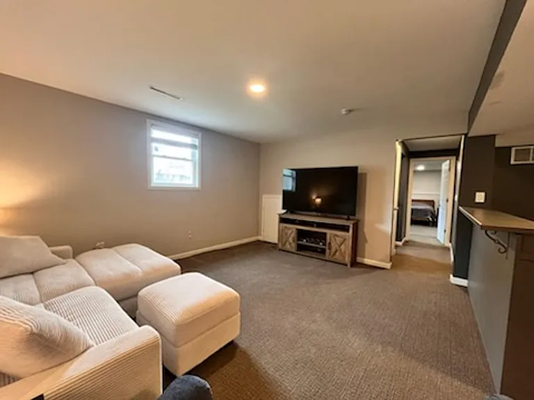 420 Walnut St — Photo 26
