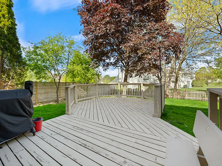 1305 S Paddock Dr — Photo 17