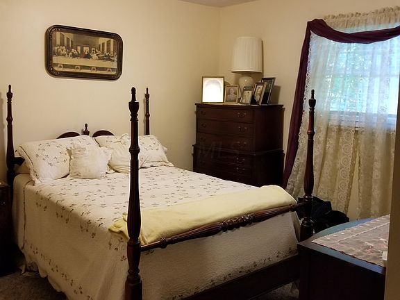 4th image of 6630 Olivetree Ct