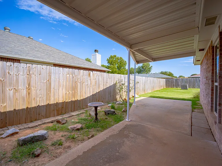 337 W Chantilly Way — Photo 16