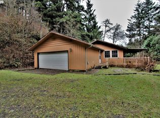 69067 Covenant Rd, North Bend, OR 97459