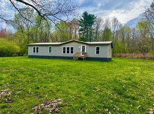 65 Clay St, Cleveland, NY 13042