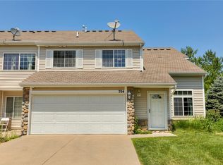 3799 Village Run Dr UNIT 704, Des Moines, IA 50317