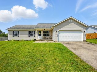 203 Berschet Dr, South Charleston, OH 45368