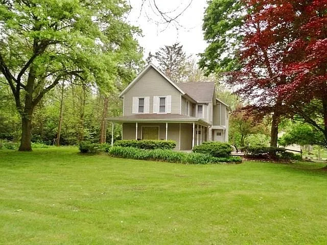 15799 Adams Rd photo 1