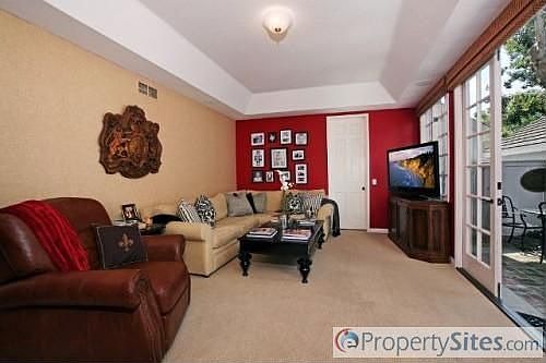 3rd image of 502 Carnation Ave