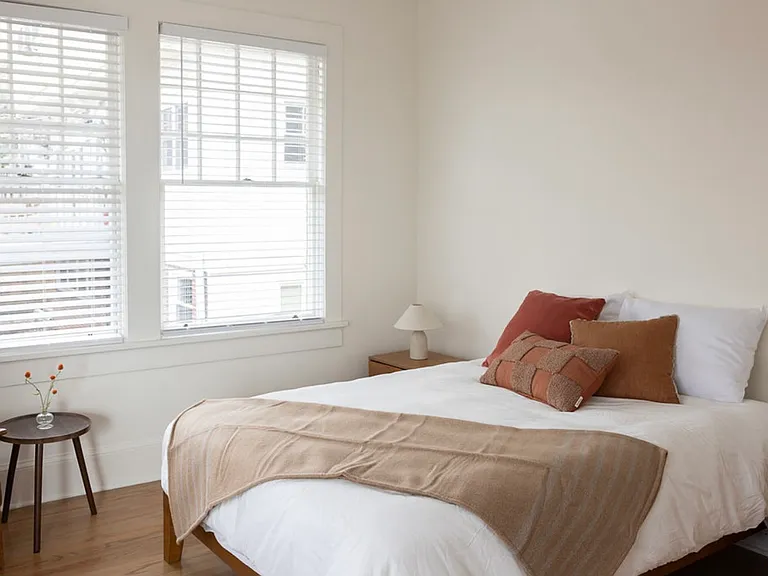 645 Kennesaw Ave NE — Photo 14