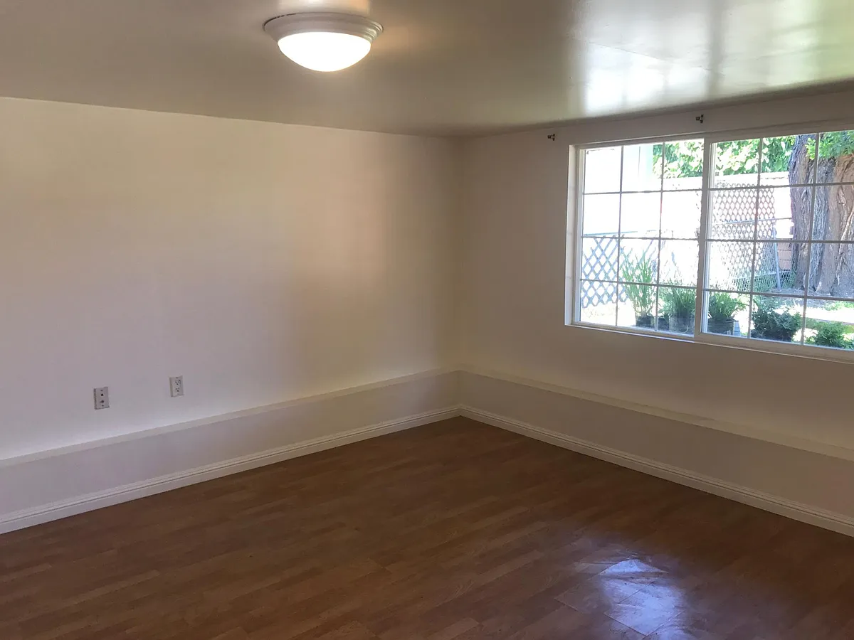 Building Photo - 951 Jackson St #B