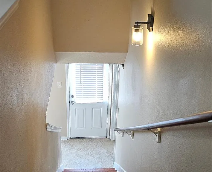 3103 Barkers Crossing Ave — Photo 18