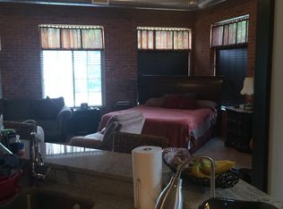 10 Summit St APT 1, East Hampton, CT 06424