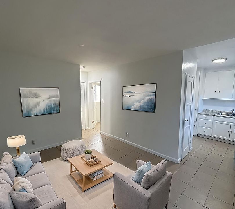 1st image of 14129 Vanowen St #19