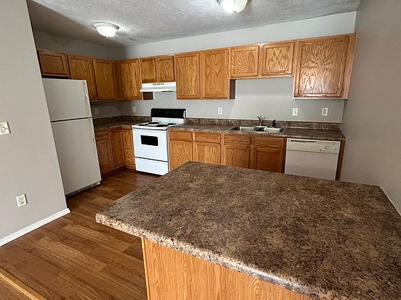 4th image of 1101 Ekstam Dr #3-202