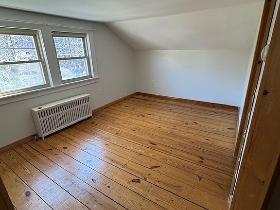 5th image of 950 Wachusett St
