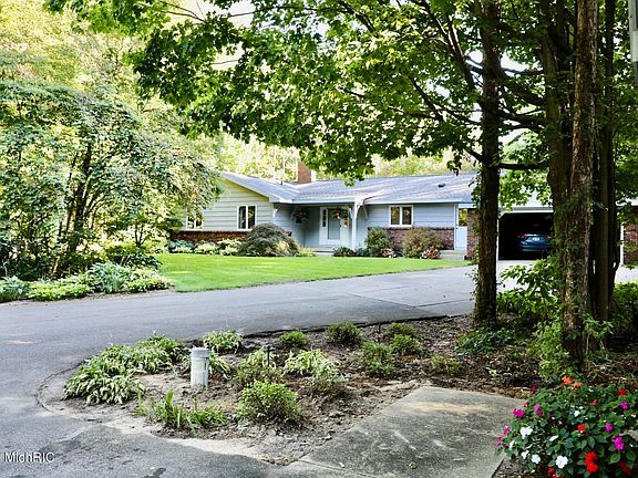 3rd image of 5150 Baldwin St